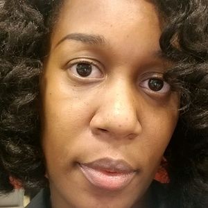 Meet your Posher, Staci